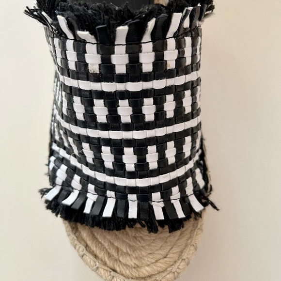 ⭐️⭐️NEW⭐️⭐️ - Picture 3 of 6